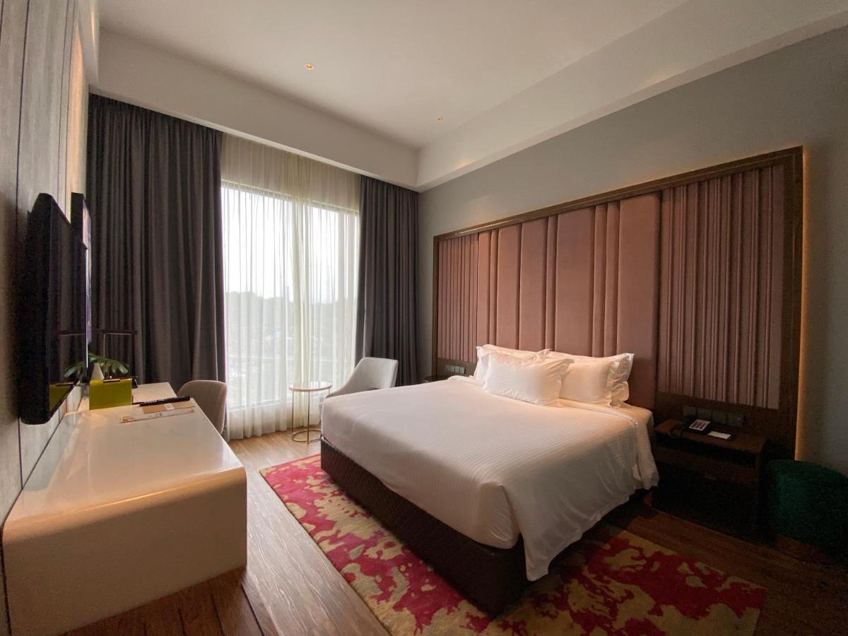 M Resort & Hotel Kuala Lumpur Exterior photo